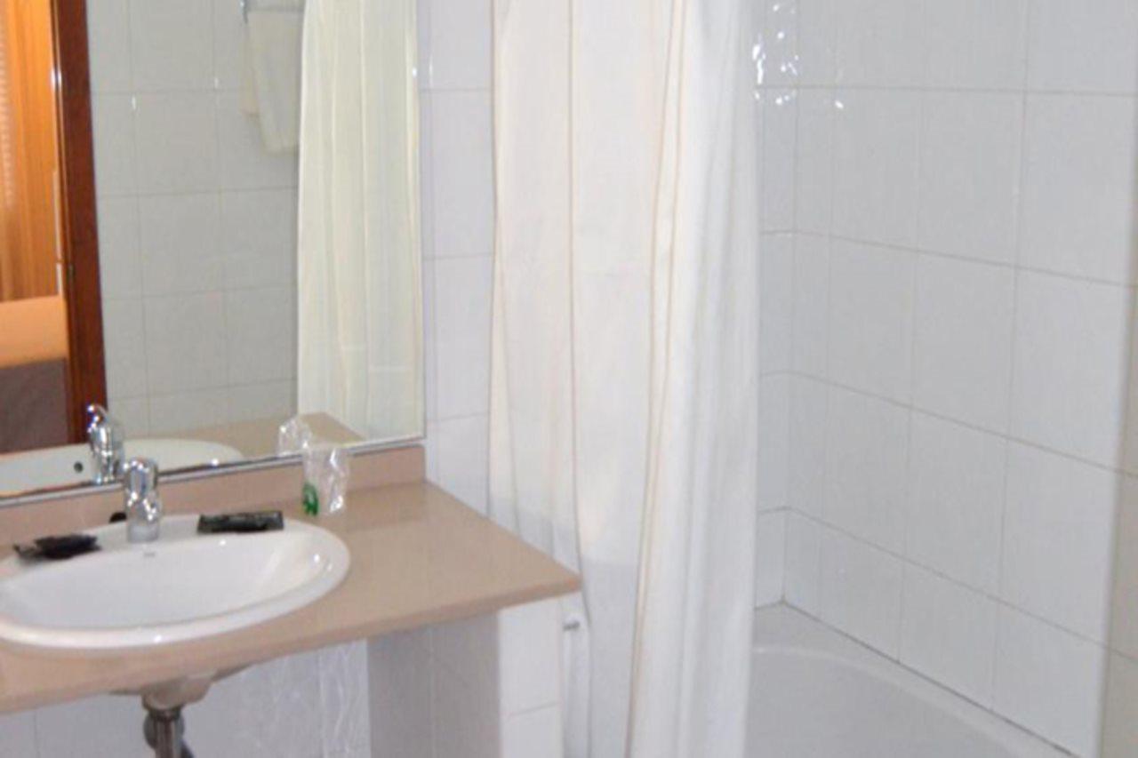 Gatell Hotel Виланова-и-ла-Желтру Экстерьер фото