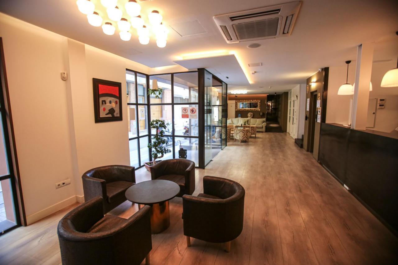 Gatell Hotel Виланова-и-ла-Желтру Экстерьер фото