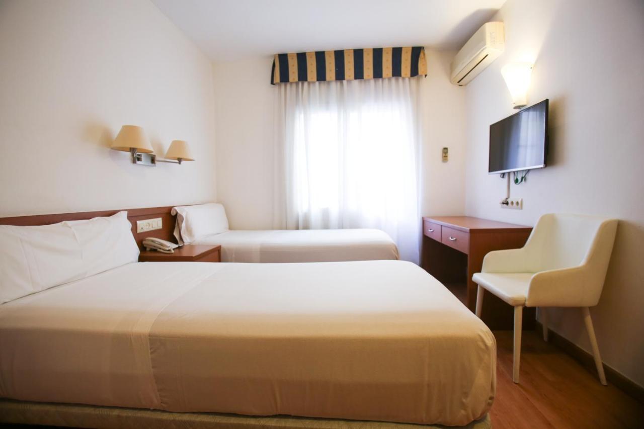 Gatell Hotel Виланова-и-ла-Желтру Экстерьер фото